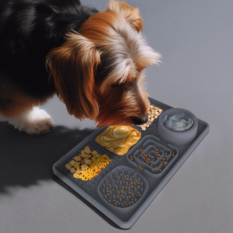 Pet licking mats, pet food utensils, dog slow food mats, placemats, suction cups, slow food mats, dog licking pads
